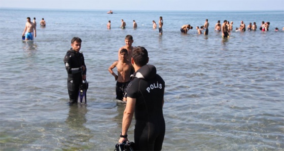 Denizde ceset ihbarı polisi alarma geçirdi