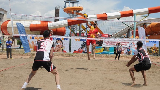 Denizi olamayan Mardin'de plaj voleybolu heyecanı