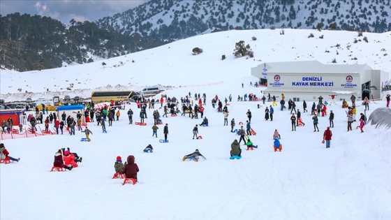 Denizli Kayak Merkezi 100 günde 200 bin ziyaretçiyi ağırladı