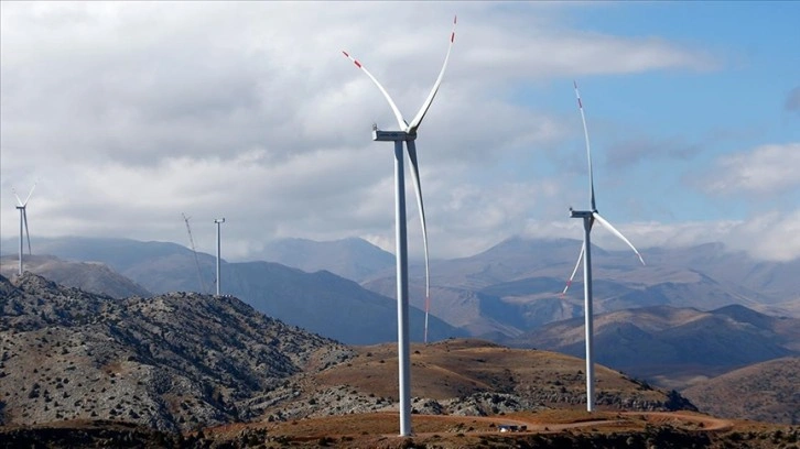 Depolamalı rüzgar ve güneş enerjisine Türkiye'nin her bölgesi için başvuru geliyor