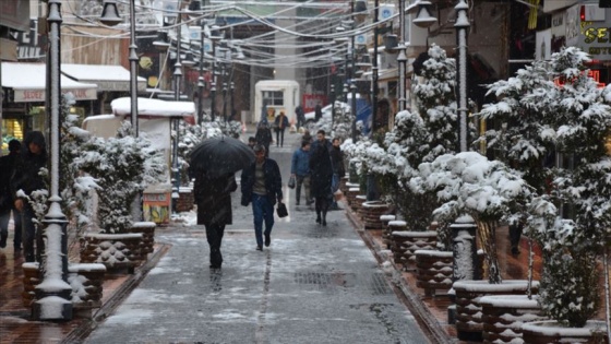 Deprem bölgesi için kuvvetli kar uyarısı