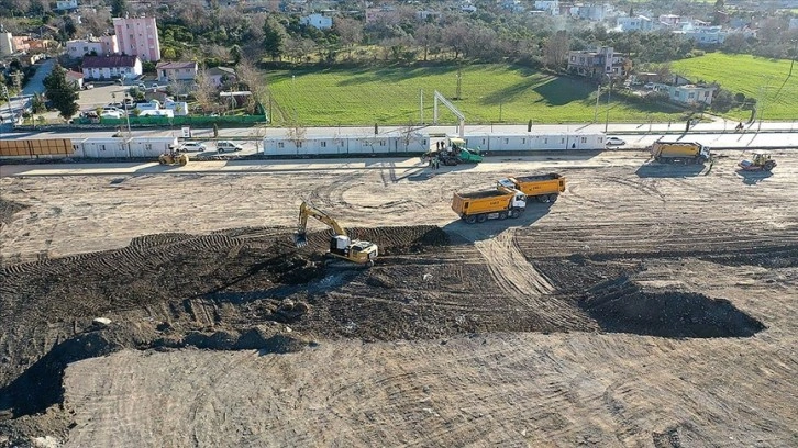 Deprem bölgesindeki iş dünyası konteyner kentlerin OSB'lere "komşu" olmasını istiyor