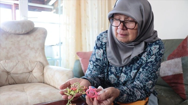 Depremde iki çocuğunu kaybeden annenin acısı 23 yıldır dinmiyor