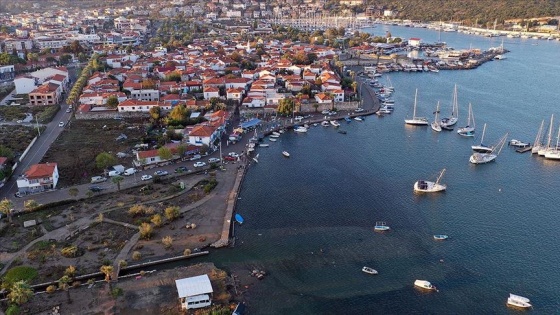 Depremin merkez üssü Seferihisar havadan görüntülendi