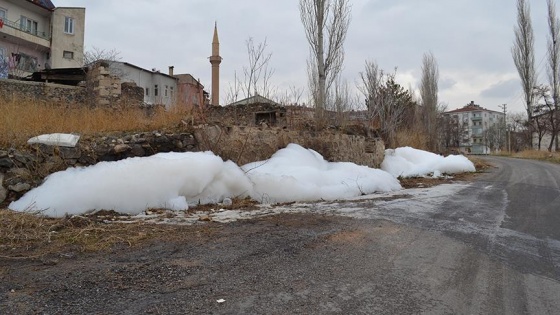 Dere suyu yeniden köpürdü