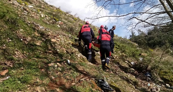 Derede çuvala sarılmış ceset bulundu