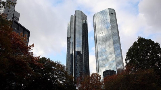 Deutsche Bank'taki kayıplar rekor yeniledi