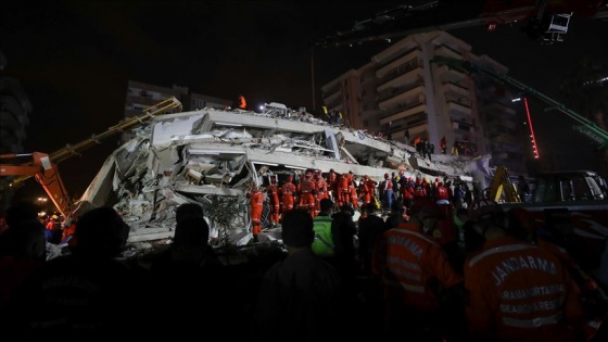 Devlet deprem bölgesinde seferber oldu