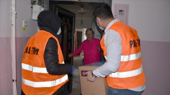 Devletin şefkat eli Hollandalı yaşlı kadının üstünde