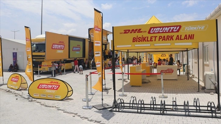 DHL, Hatay'da bisiklet istasyonları ve mobil yeşil enerji modülleri kurdu