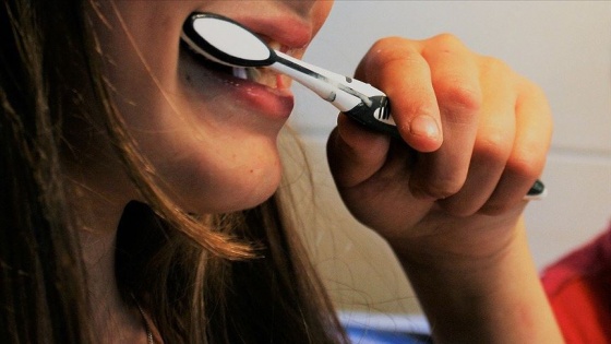 Diş hekimi Prof. Dr. Akkocaoğlu'ndan 'Kovid-19 salgınında ağız sağlığının korunması'