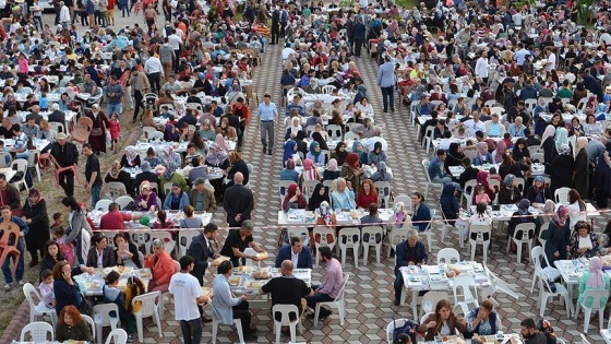 DİTİB'den Almanya'da her gün bin kişiye iftar yemeği