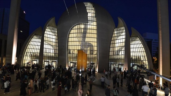 DİTİB Köln Merkez Camisi'nden Miraç Kandili özel yayını yapılacak