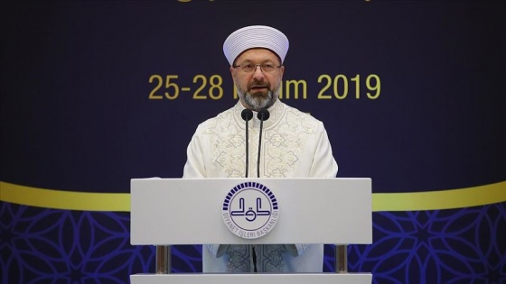 Diyanet İşleri Başkanı Erbaş: Dini sosyal teşekküller şeffaf bir yapıya kavuşturulmalı