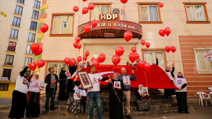 Diyarbakır anneleri Cumhuriyet Bayramı'nı kutladı