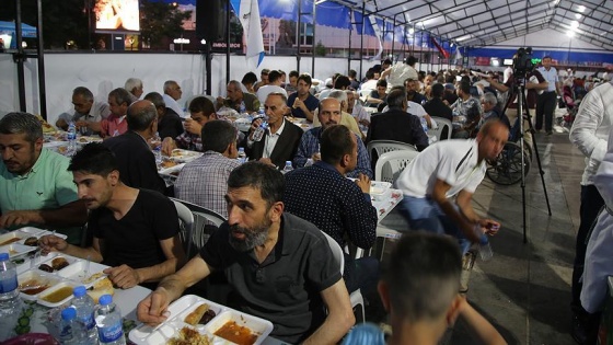 Diyarbakır Büyükşehir Belediyesinden iftar