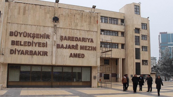 Diyarbakır Büyükşehir Belediyesinin tabelası yenilenecek