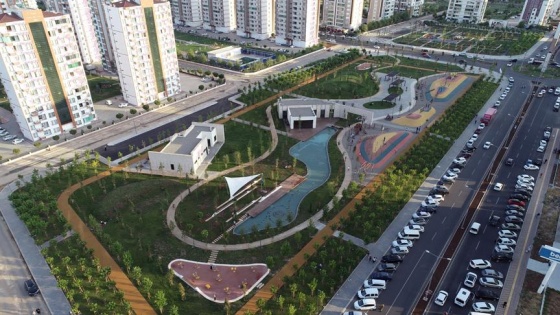 Diyarbakır'ın ilk 'Tema Park'ında çocuklar oyuna doydu