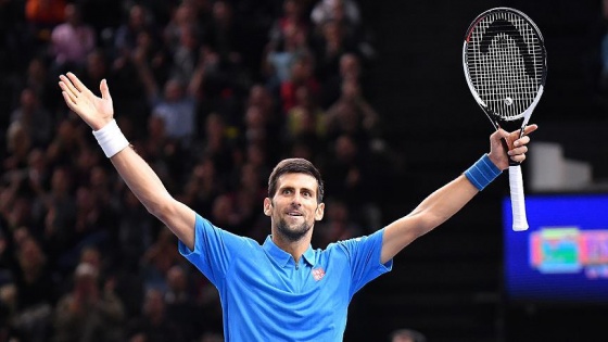 Djokovic Londra'da galibiyetle başladı