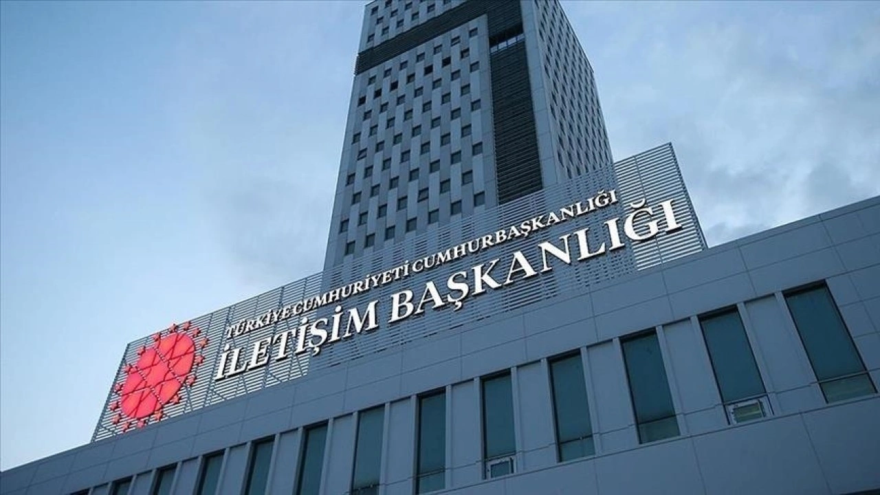 DMM, "Türkiye'de turistleri taşıyan yolcu gemisinin battığı" iddiasını yalanladı