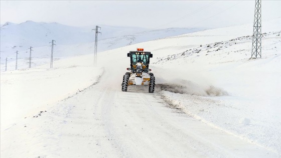 Doğu Anadolu&#039;daki 10 ilde 2 bin 816 köy ve mahalle yolunda ulaşım sağlanamıyor