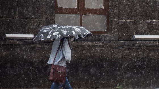 Doğu Anadolu'nun güney ve batısı için kuvvetli sağanak uyarısı