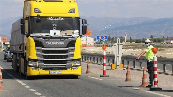 Doğu'dan yapılan kurbanlık sevkiyatlarına Erzincan'da sıkı denetim