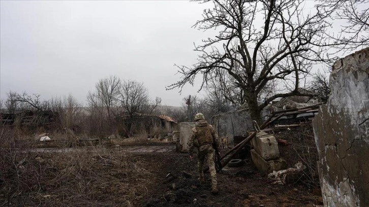 Donbas'ta artan ateşkes ihlalleri nedeniyle taraflar birbirini suçladı