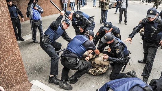 Duma seçimleri Ukrayna’da protesto edildi