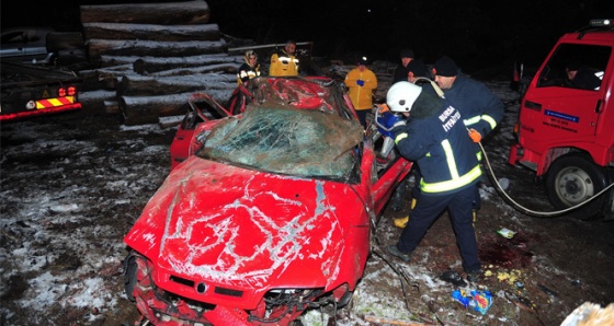 Dün aldıkları otomobille kaza yaptılar: 2'si kardeş 3 ölü