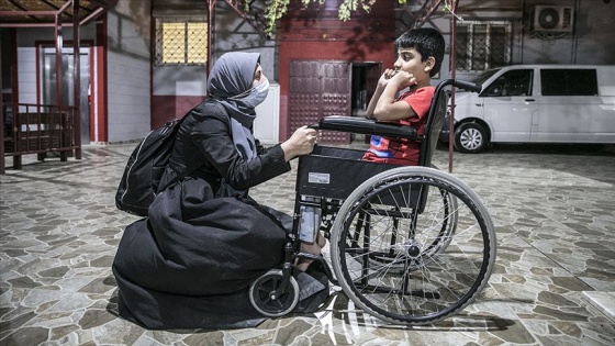 Dünya annelerinin kurduğu dernek iç savaş mağduru çocuklara şefkat eli uzatıyor