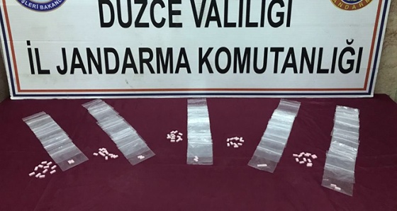 Düzce’de jandarmadan uyuşturucu baskını