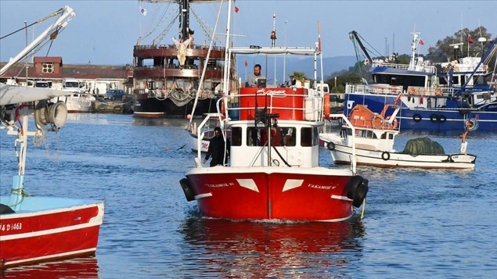 Düzce'de balıkçı ailenin 5. kuşak temsilcisi 100 yıllık geleneği sürdürüyor