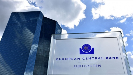 ECB anketinde enflasyon ve işsizlik beklentileri revize edildi