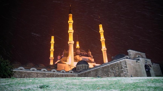 Edirne'de kar başladı