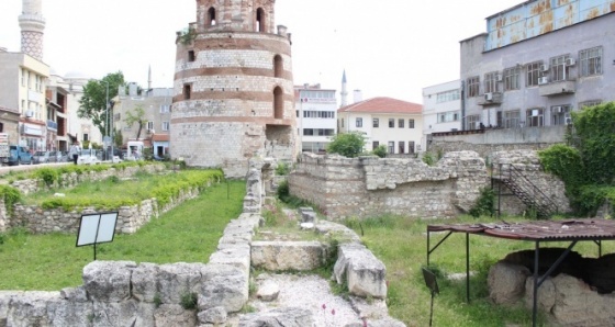 Edirne’de tarihi Makedonya Saat Kulesi restore edilecek