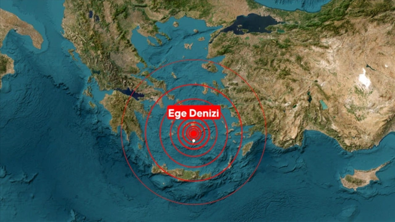 Ege Denizi'nde 5,2 ve 5,1 büyüklüğünde iki deprem