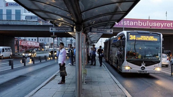 Eğitim yılının ilk günü İstanbul'da ulaşım ücretsiz