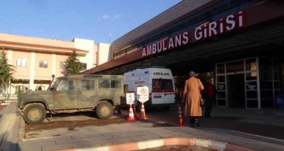 El Bab’da askeri araç devrildi: 5 asker yaralı