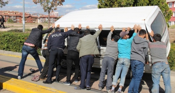 El birliği ile Türk usulü minibüs kaldırma