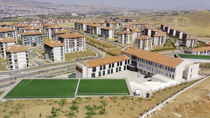 Elazığ'da depreme dayanıklı modern okullarda ders zili 11 Eylül'de çalacak