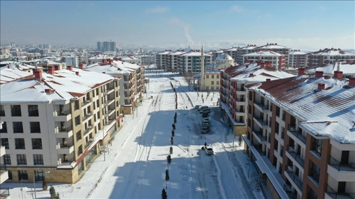 Elazığ'da TOKİ 10 milyar liralık yatırımla depremzedeler için yeni bir kent inşa ediyor