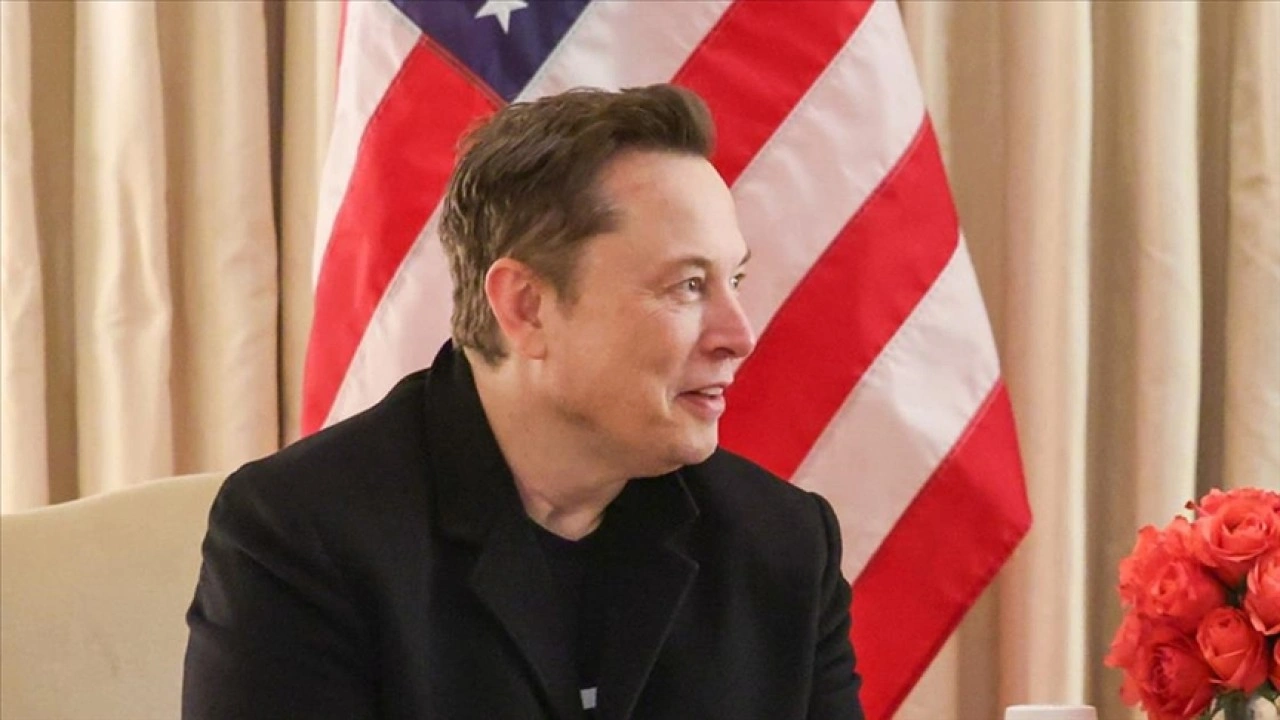 Elon Musk, Fort Knox'taki altın rezervlerini denetleyebileceklerinin sinyalini verdi