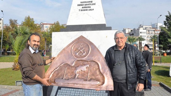 Emekli memurdan deniz şehitlerine vefa