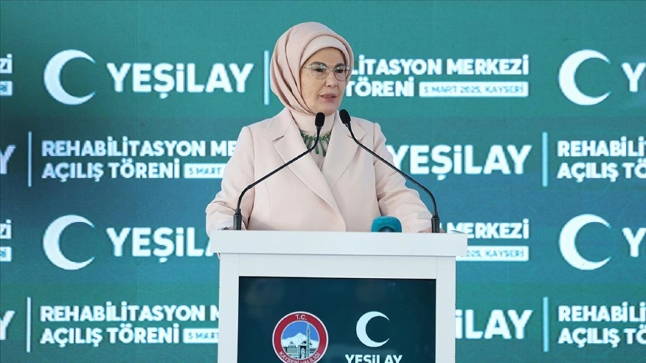 Emine Erdoğan: Aile Yılı ilan ettiğimiz bu yılda, bağımlılıklarla mücadelede son derece kararlıyız