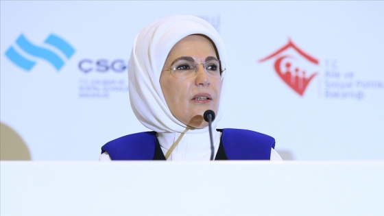 Emine Erdoğan'dan 10 Aralık Dünya İnsan Hakları Günü'nü mesajı