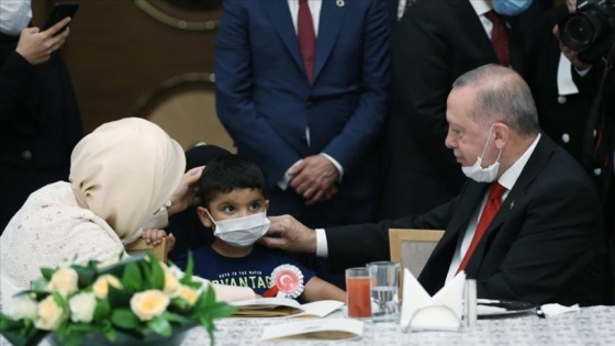 Emine Erdoğan'dan 15 Temmuz paylaşımı