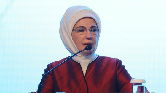 Emine Erdoğan'dan Regaip Kandili mesajı