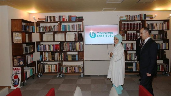 Emine Erdoğan'dan Tokyo Yunus Emre Enstitüsüne ziyaret