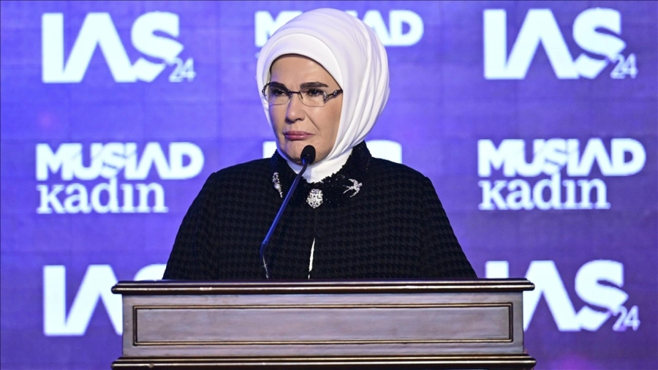 Emine Erdoğan, Uluslararası Farkındalık Zirvesi'nde 